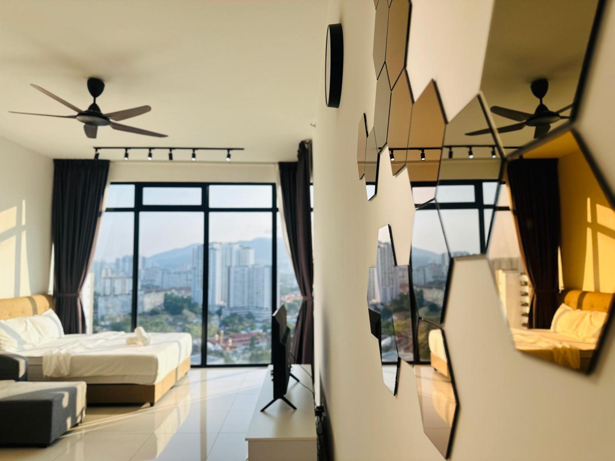 2Br Luxury Rooftop Swimming Pook Homestay@Georgetown@10Pax - 无敌美景两房民宿 Buitenkant foto